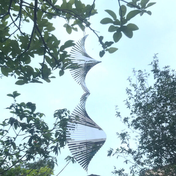 Rotating Wind Runner Garden Decoration Outdoor Pendant - Image 6